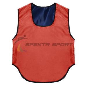 Купить Манишка футбольная двусторонняя Spektr Sport красно-синяя р. 36-40 в Прохладном 